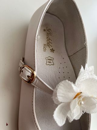 Zapatos comunión niña Bubble Kids blancos