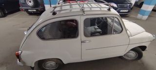 SEAT 600 