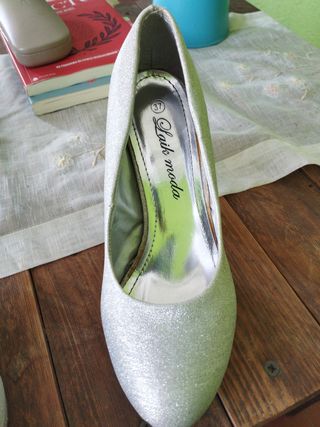 Zapatos de fiesta plateados talla 37 con brillo