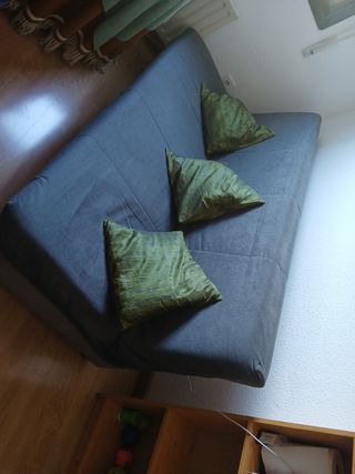 Sofá cama gris y verde oliva
