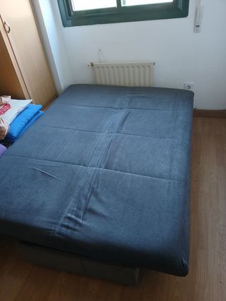 Sofá cama gris y verde oliva