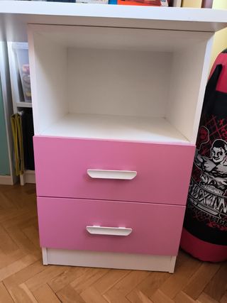 Escritorio juvenil blanco y rosa