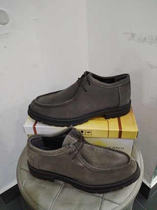 Scarpe scamosciate Made in Italia N.43
