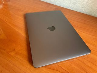 MacBook Pro 13 Touch Bar 2020 i7 32GB