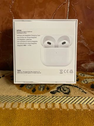 Cascos inalámbricos Apple blancos