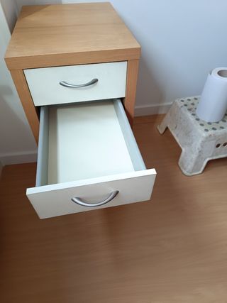 Cajonera con ruedas