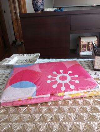 Juego de sábanas floral sin estrenar