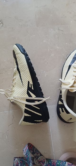 Botas de fútbol Nike Mercurial