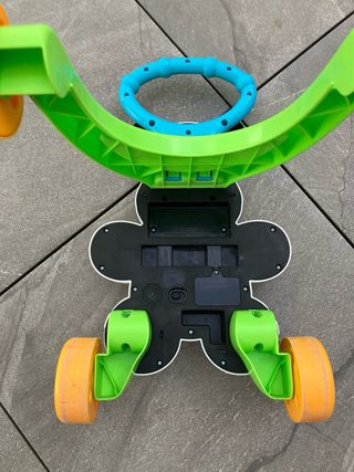 Cebra musical Fisher Price andador en buen estado