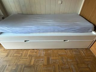 Cama nido blanca con espacio para colchón