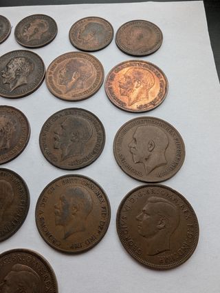 Reino Unido colección 1/2 y 1 penique diferentes.
