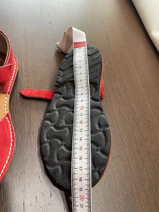 Sandalias (abarcas) unisex rojas