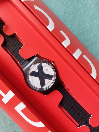 Swatch X-Rated Black SUOB402 – Riedizione vintage 