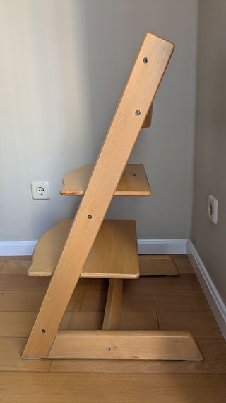 Silla Stokke madera evolutiva. 
