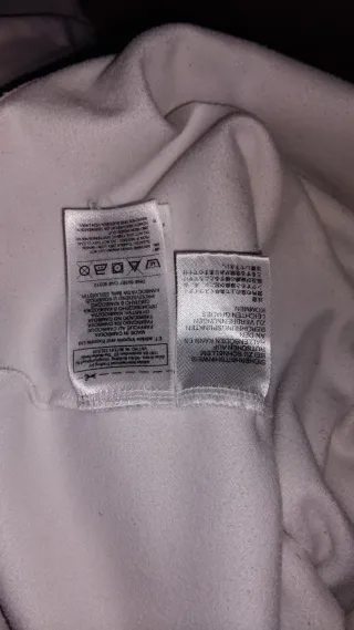 Felpa Adidas con cappuccio