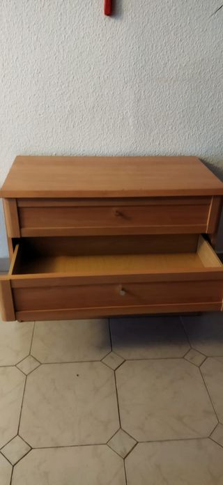 Cómoda/cajonera de madera