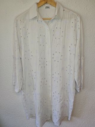 Vestido camisero blanco bordado talla L