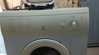 Secadora Indesit G74V 6kg