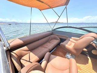 Lancha deportiva americana celebrity