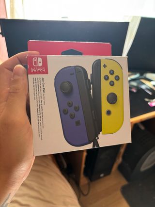 Joy-Con Azul y Amarillo Nintendo Switch