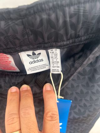 Pantalón chándal Adidas vintage estampado