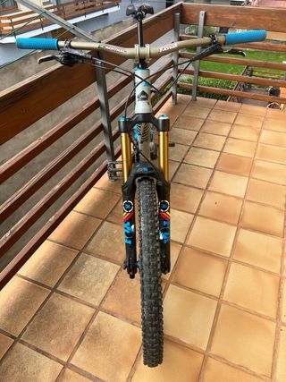 Vendo o cambio bici enduro Canyon Torque
