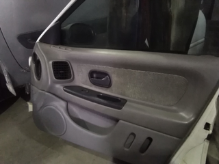 Maneta elevalunas delantera derecha Renault Lagun