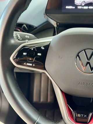 Volkswagen ID.4 GTX 220kW (299CV) Automático