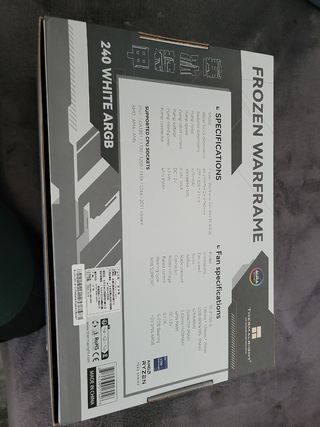 Thermalright Frozen Warframe 240 Blanco ARGB