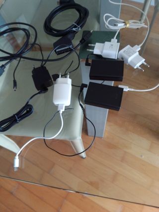 Lote de cables y adaptadores
