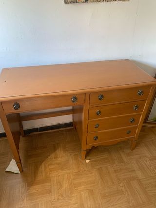 Escritorio de madera 104x43