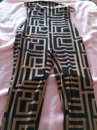 Mono nuevo estampado geométrico
