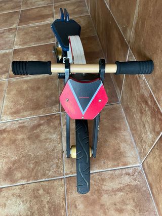 Moto correpasillos Honda HRC madera coleccionismo 