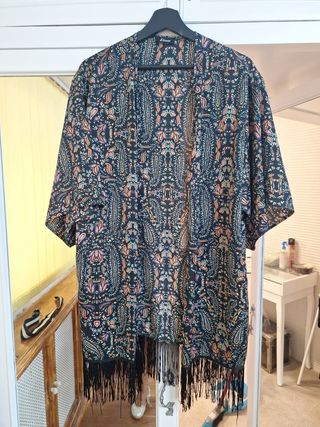 Kimono Etam estampado flecos talla XL