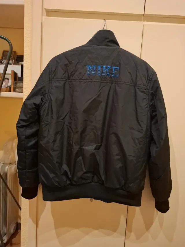 Anorak reversible Nike negro/azul