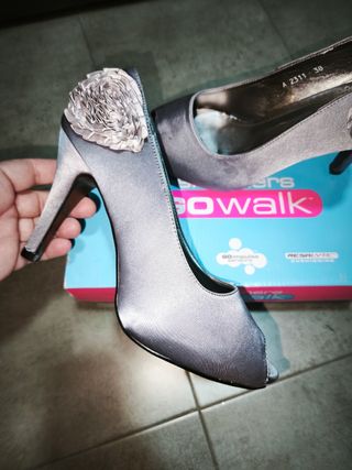 Zapatos de fiesta grises T38 nuevos