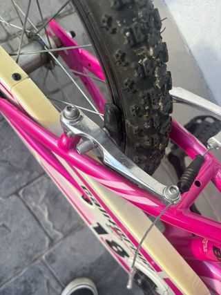 Bicicleta niña BH rosa. modelo californiana sprint