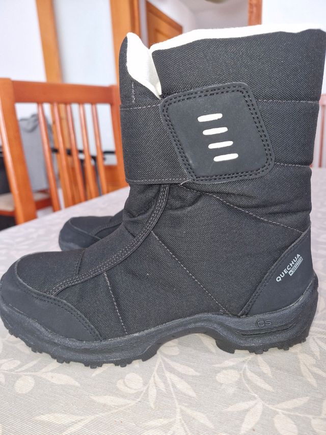 Botas de nieve , usadas solo cuatro veces. perfect