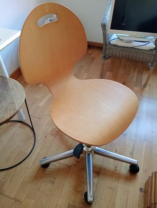 Silla de escritorio giratoria