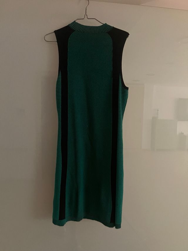 Vestido de punto Adidas verde y negro