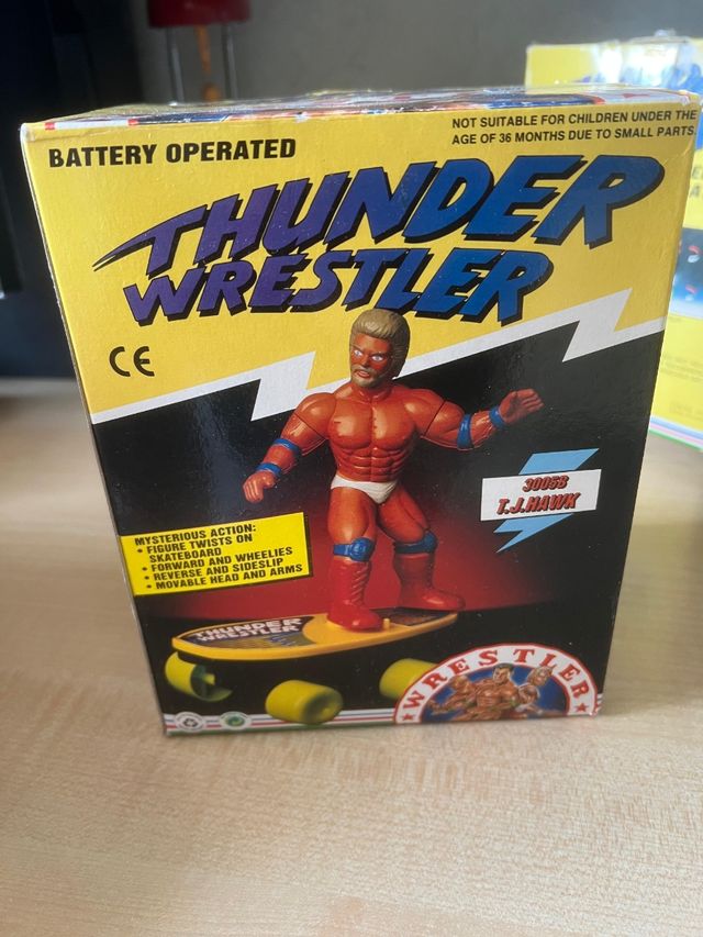 Action figure vintage thunder wrestler