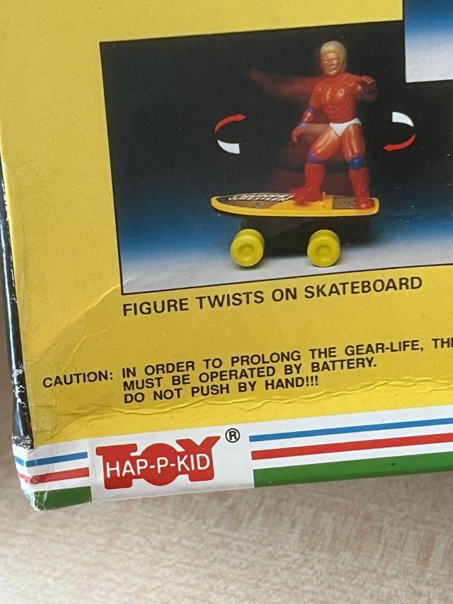 Action figure vintage thunder wrestler