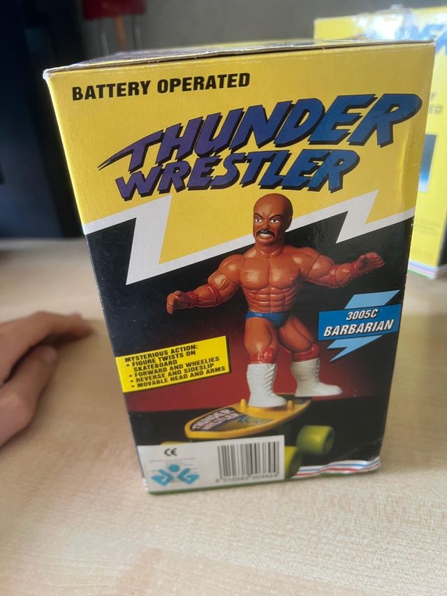 Action figure vintage thunder wrestler