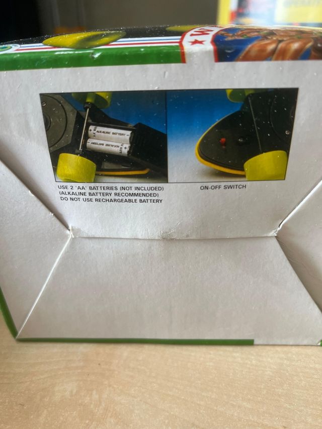 Action figure vintage thunder wrestler