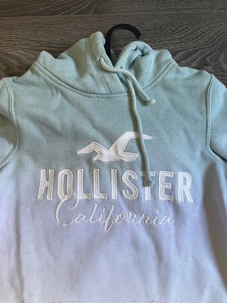 Sudadera Hollister Azul y Blanca Degradada