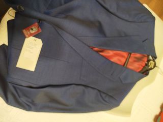 Traje de caballero azul