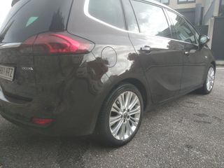 Opel Zafira Tourer 2014