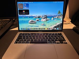 MacBook Pro M2 2022 Plata