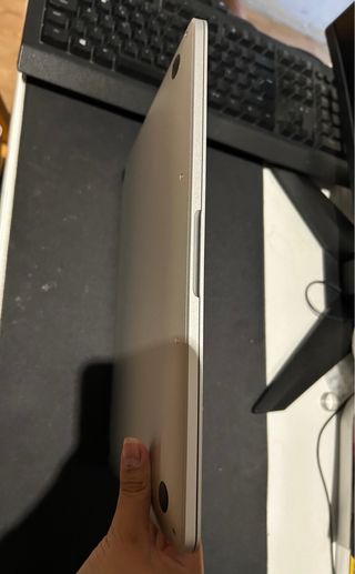 MacBook Pro M2 2022 Plata