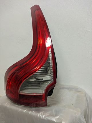 Faro trasero izquierdo Volvo XC60